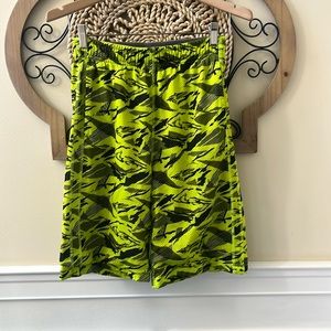 NIKE LACROSSE DRI-FIT shorts in highlighter yellow/black pattern. Kids XL.  EUC